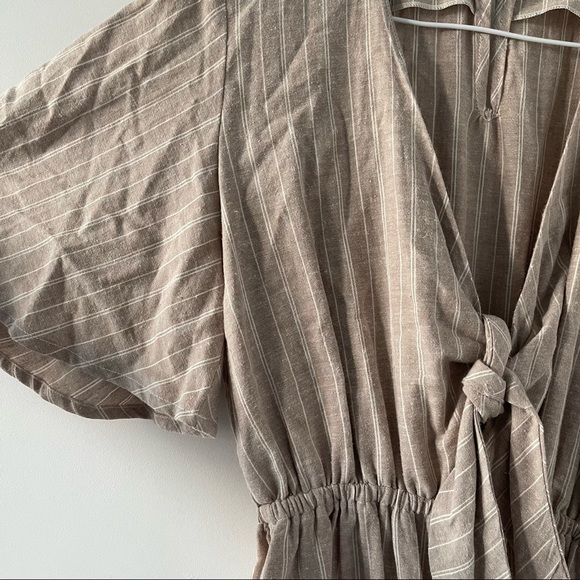 Linen Tie Front Jumpsuit - Picture 5 of 8